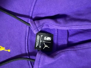 Sudadera Lakers Canguro Nueva Morada/Amarilla