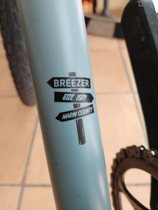 Bicicleta Gravel Breezer Radar Café Gris 29". 2023