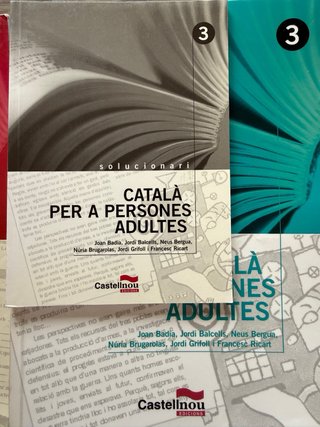 llibres de catala per a persones adultes