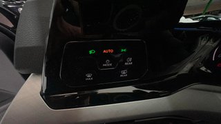 Volkswagen Golf Variant Life 2.0 TDI 85 kW (115 CV) DSG