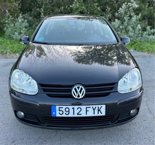 Volkswagen Golf 2007 Pegatina C🟢