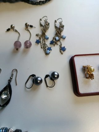 Lote Joyería: Pendientes, Pulseras y Collares