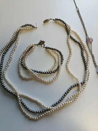 Lote Joyería: Pendientes, Pulseras y Collares