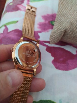 Reloj Melbourne Dorado y Gris Nuevo