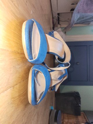 Zapatos de tacón azules para mujer