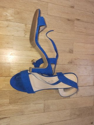 Zapatos de tacón azules para mujer