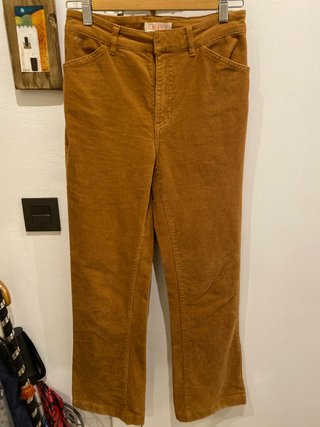 Pantalón de pana marrón