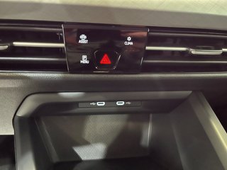 VOLKSWAGEN Golf Style 2.0 TDI 110kW 150CV DSG Variant