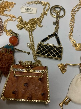 Lote Bisutería Original Bolso y Muñecas