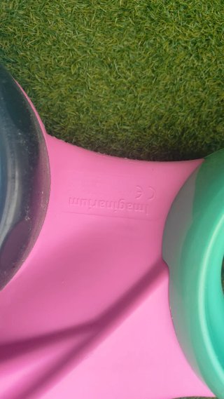 Moto Neo Imaginarium Rosa y Verde