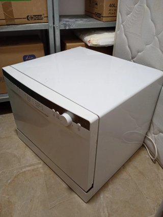 Lavavajillas de sobremesa blanco