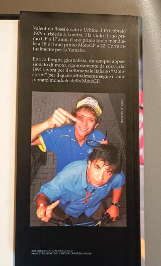 "VALENTINO ROSSI L' AUTOBIOGRAFIA"