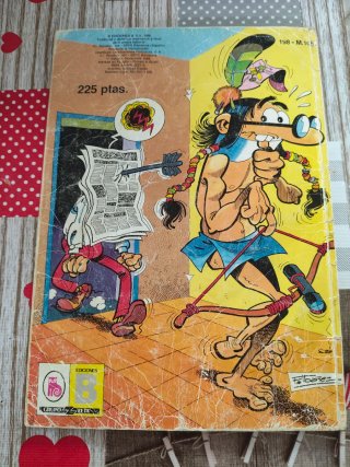 4 Comics Mortadelo y Filemón