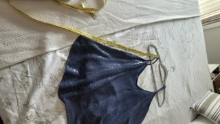 Blusa de tirantes con lentejuelas