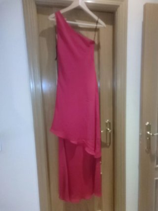 Vestido de fiesta asimétrico