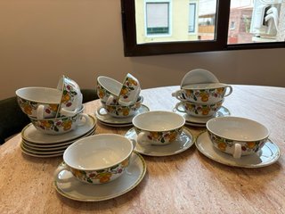 Juego Vista Alegre Algarve – 12 tazas de consomé