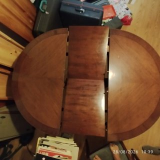 Mesa comedor madera maciza extensible  desmontada