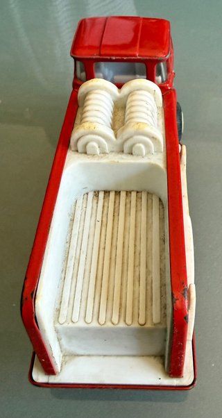 Camión de bomberos antiguo de juguete