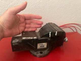 Tornillo de Banco Fundido Bellota