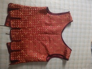 Traje Regional Rojo y Amarillo