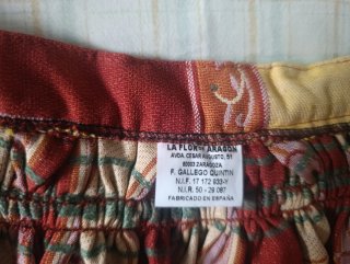 Traje Regional Rojo y Amarillo