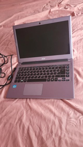 Portátil Acer Aspire V5 Morado/Plateado