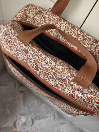 Trolley ordenador/equipaje estampado floral