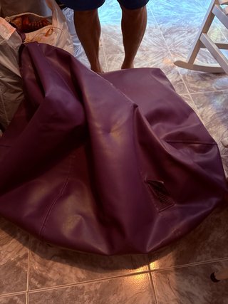 Puff giovanile viola in pelle sintetica