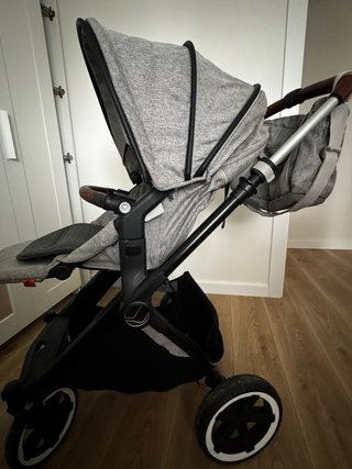 Passeggino Bebè Jané Crosslight Grigio. Ovetto più seggiolino.
