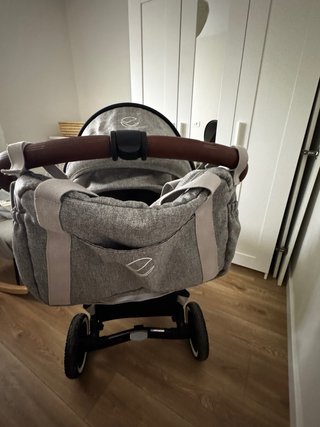 Passeggino Bebè Jané Crosslight Grigio. Ovetto più seggiolino.