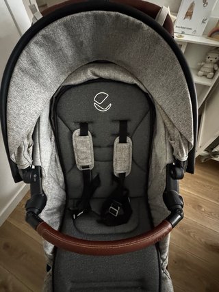 Passeggino Bebè Jané Crosslight Grigio. Ovetto più seggiolino.