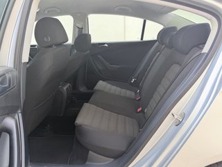 Volkswagen Passat 2005 pegatina B  160.000km