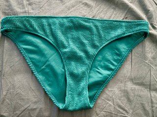 Bikini verde Talla entre una L-XL