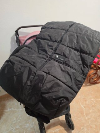 Silla de bebé completa con saco y reductor