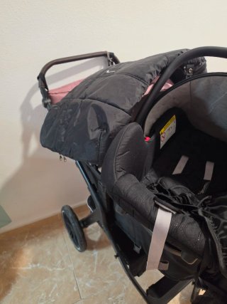 Silla de bebé completa con saco y reductor
