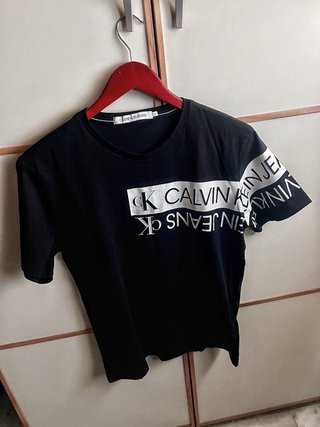 Camiseta Calvin Klein Negra Logo