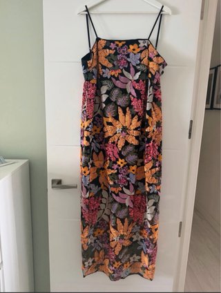 Vestido fiesta lentejuelas floral