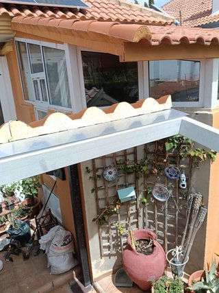 Pérgola a medida panel sándwich