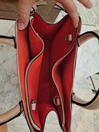 Bolso de mano o hombro beige