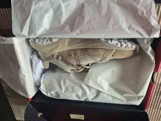 Zapatillas Hugo Boss Beige y Blanco