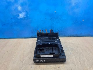 01718130 CAJA RELES FUSIBLES AUDI A3