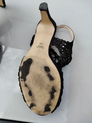 Sandalias de verano negras con encaje