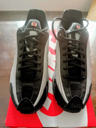 Zapatillas Nike Shox R4 Blancas y Negras