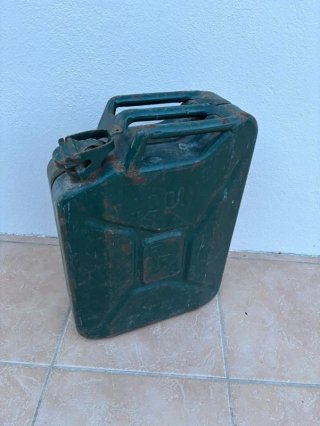 jerrican Bidón militar metal 20L antiguo