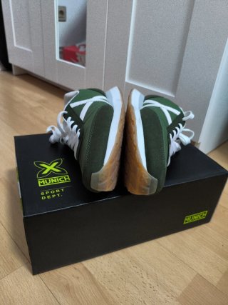 Zapatillas Munich Talla 45 Verde y Blanco