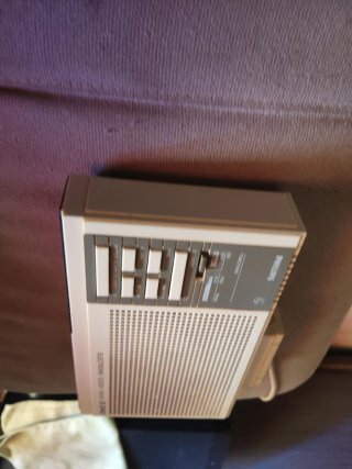 Radio despertador Philips D 3140