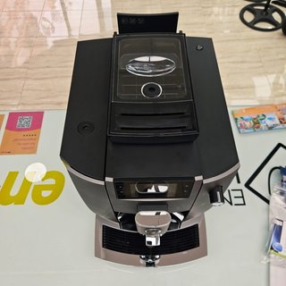 Cafetera JURA W4 Profesional (café en grano y molido)