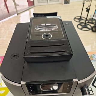 Cafetera JURA W4 Profesional (café en grano y molido)
