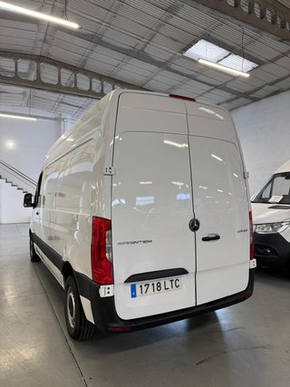 Mercedes-Benz Sprinter 2021