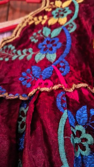 Vestido de micropana floral multicolor